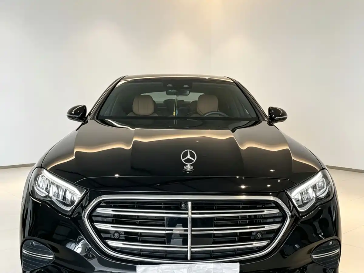 Mercedes-Benz E-Class 2025 E 300 L Luxury Sport фото 2