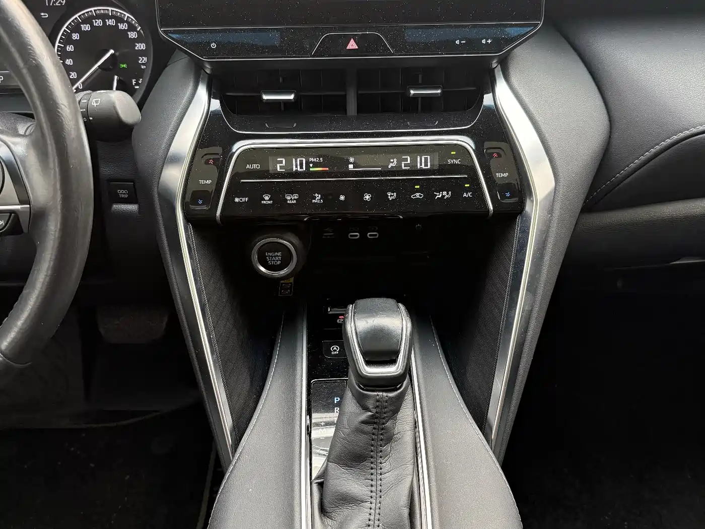 TOYOTA LING FANG HARRIER
