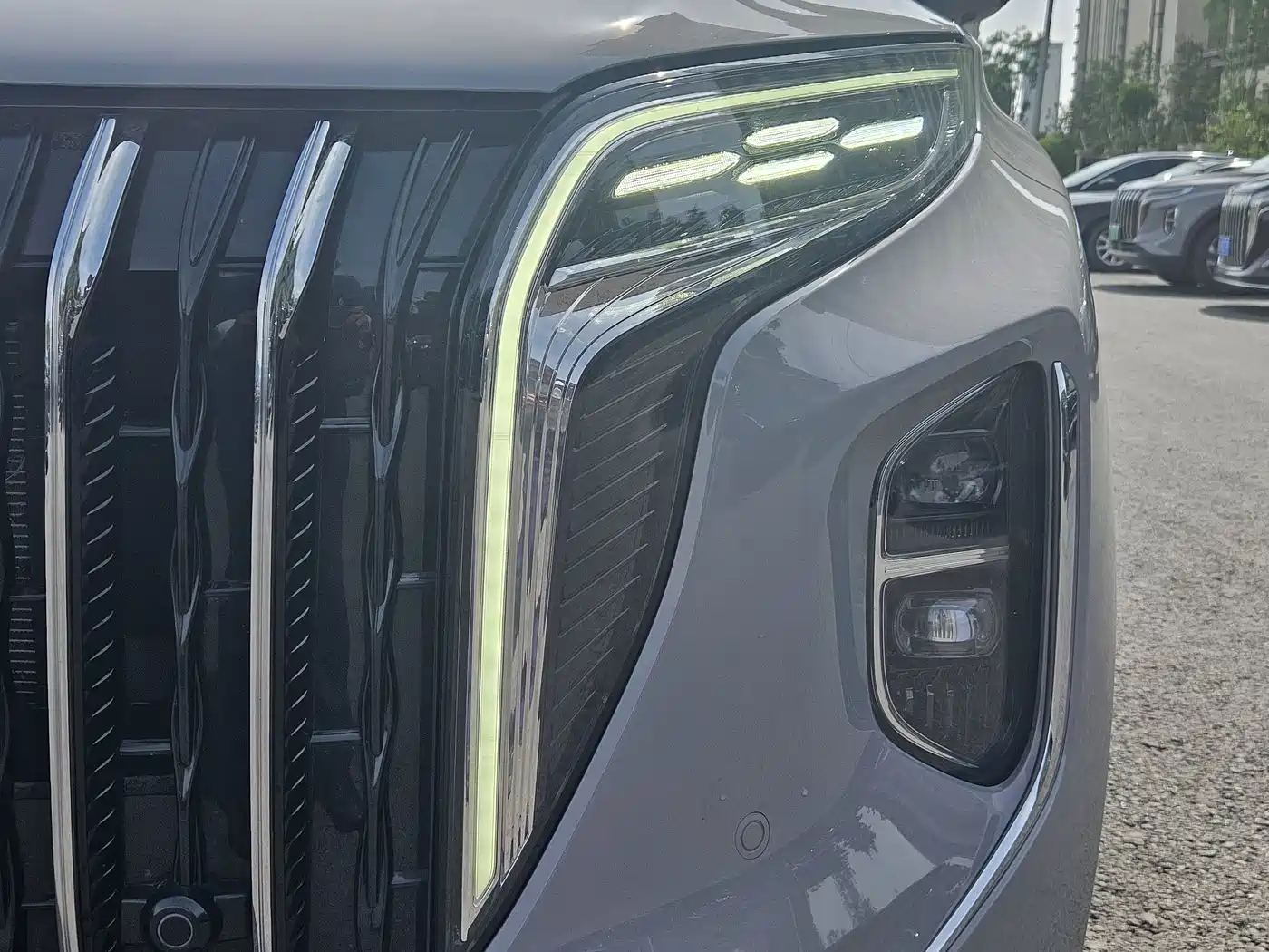 Hongqi HS7 PHEV 2024 2.0T PHEV AWD Flagship 6-Seater фото 8