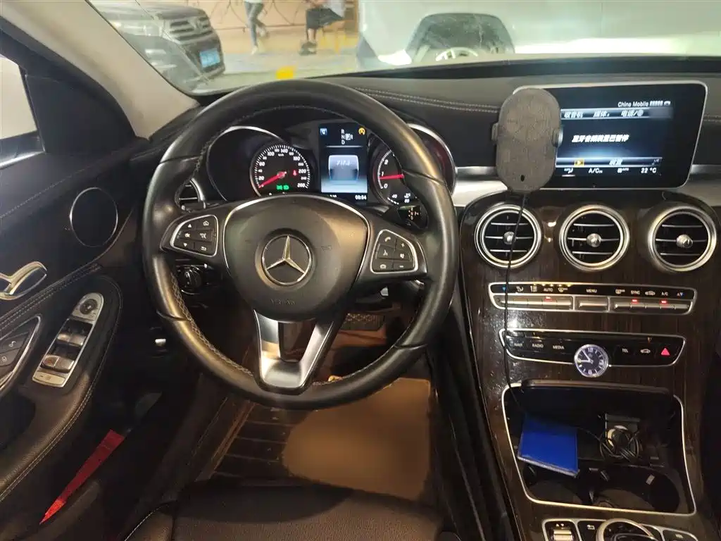 Mercedes-Benz C-Class 2015 C 180 L фото 4