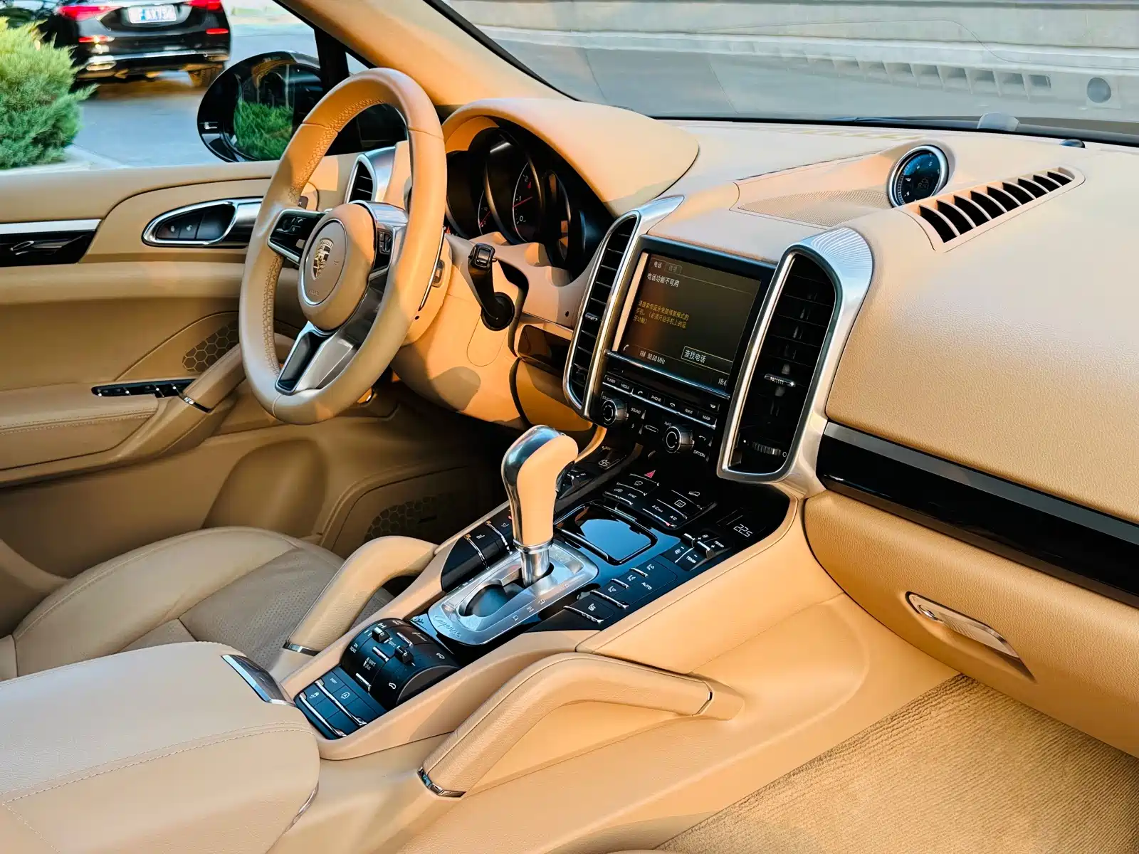 Фото 24 - Porsche Cayenne