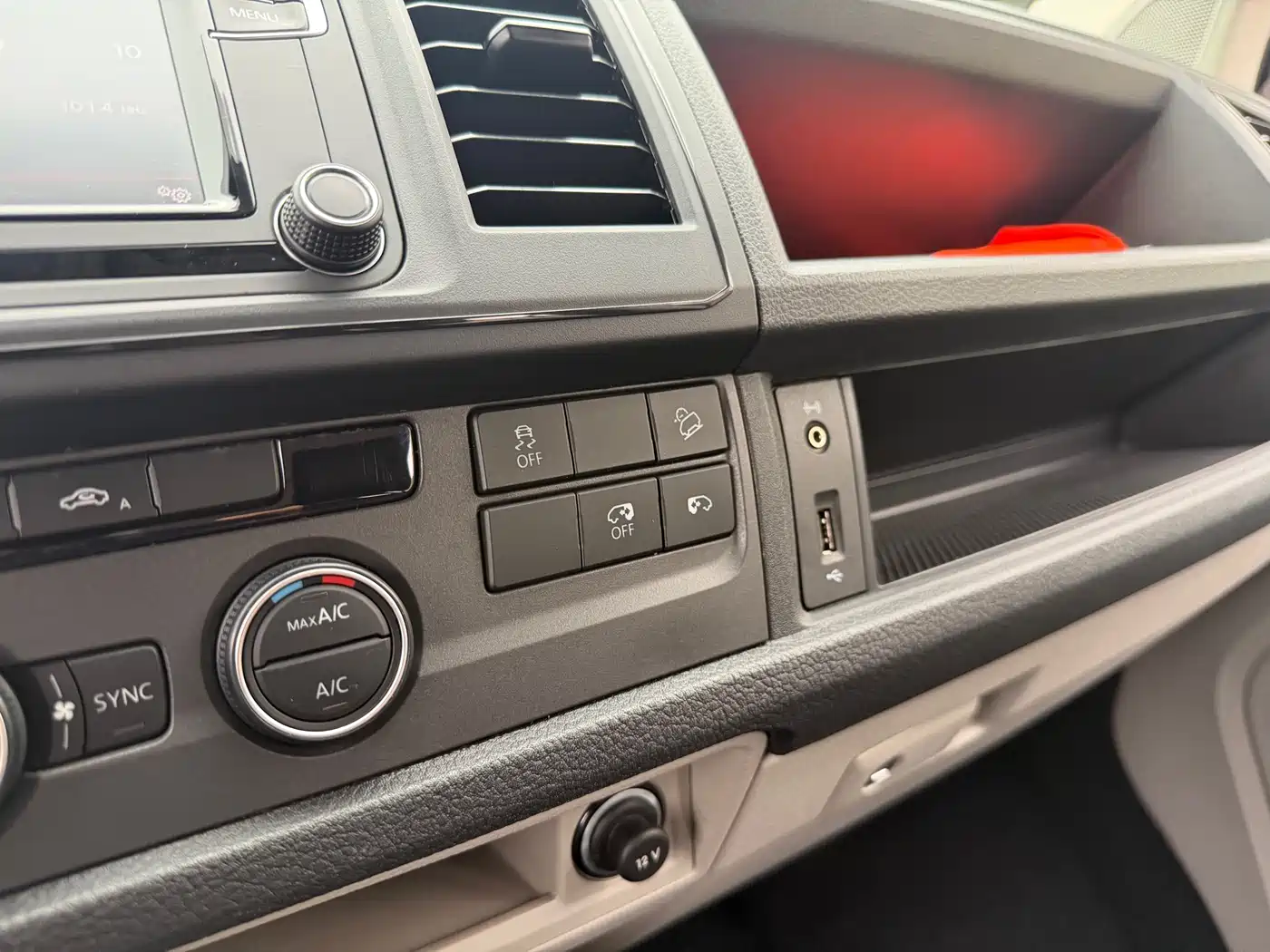 Volkswagen Caravelle 2019 2.0TSI 4WD Comfort 7-seater фото 10