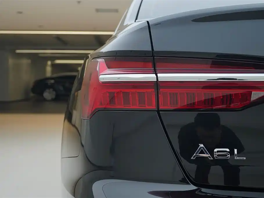 Audi A6L 2022 45 TFSI quattro Premium Dynamic фото 16