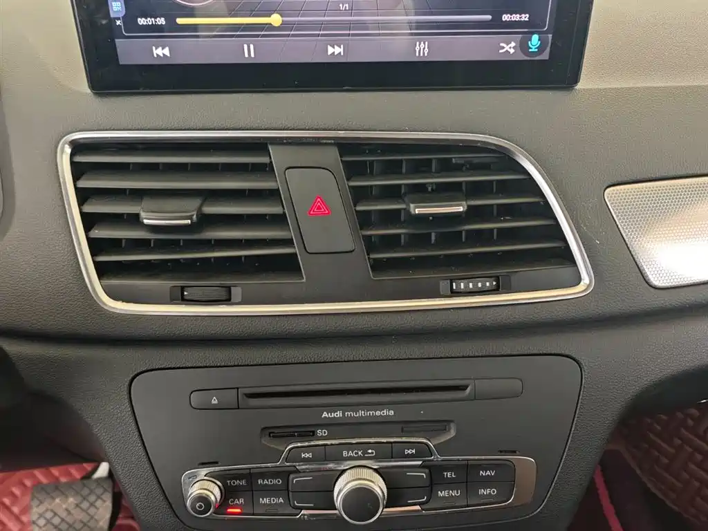 Audi Q3 2013 35 TFSI Comfort фото 9