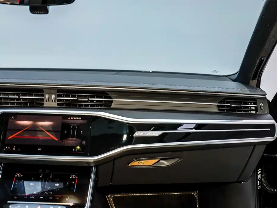 Photo 31 - Audi A6L