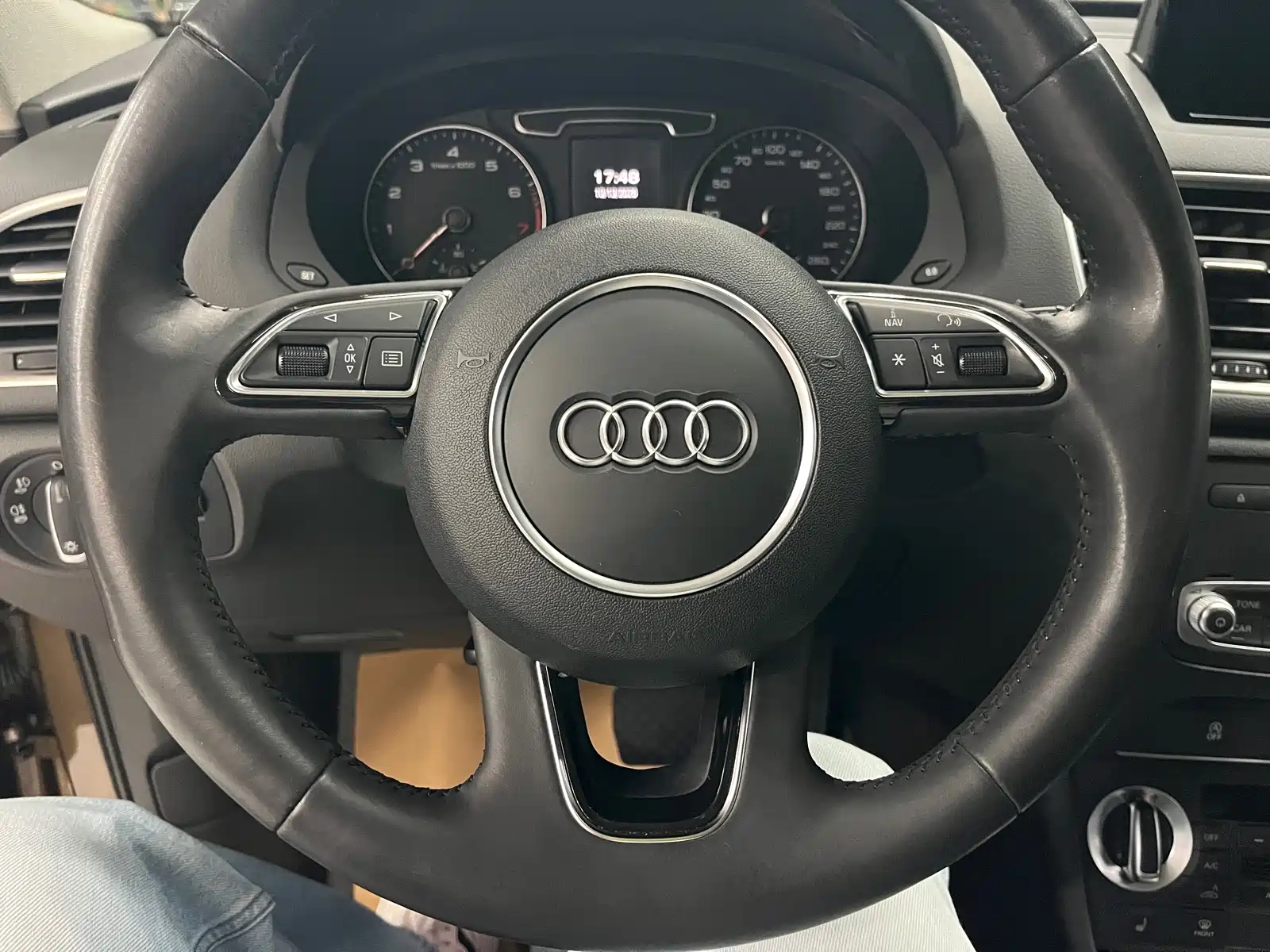 Фото 10 - Audi Q3