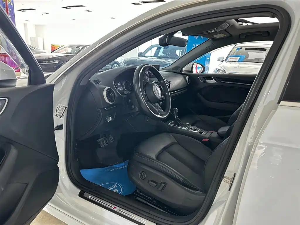 Škoda Kodiaq 2018 TSI380 7-seat AWD Flagship фото 30