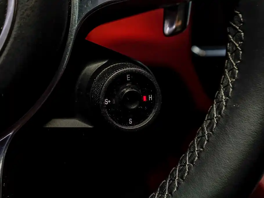 Photo 18 - Porsche Cayenne New Energy