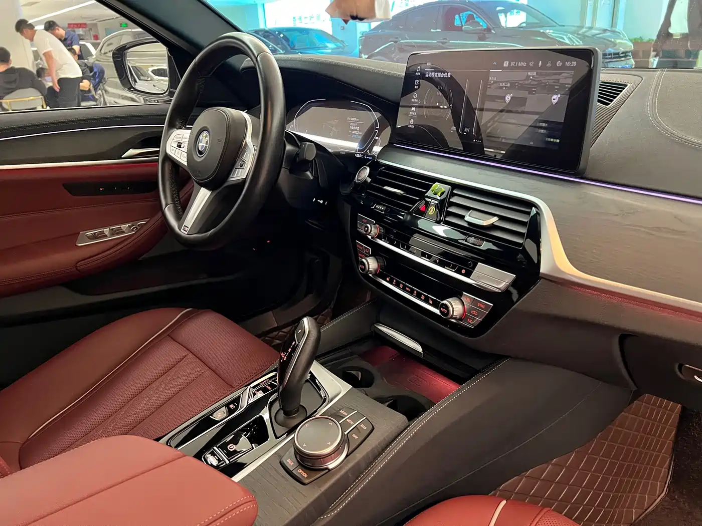 BMW 5 SERIES NEW ENERGY