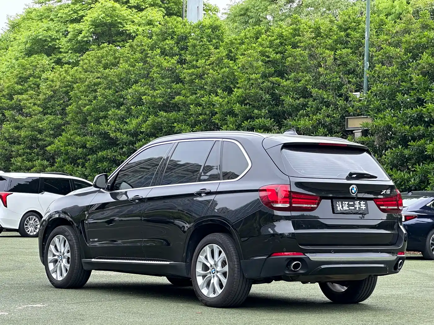 BMW X5 (Import) 2018 xDrive28i фото 16