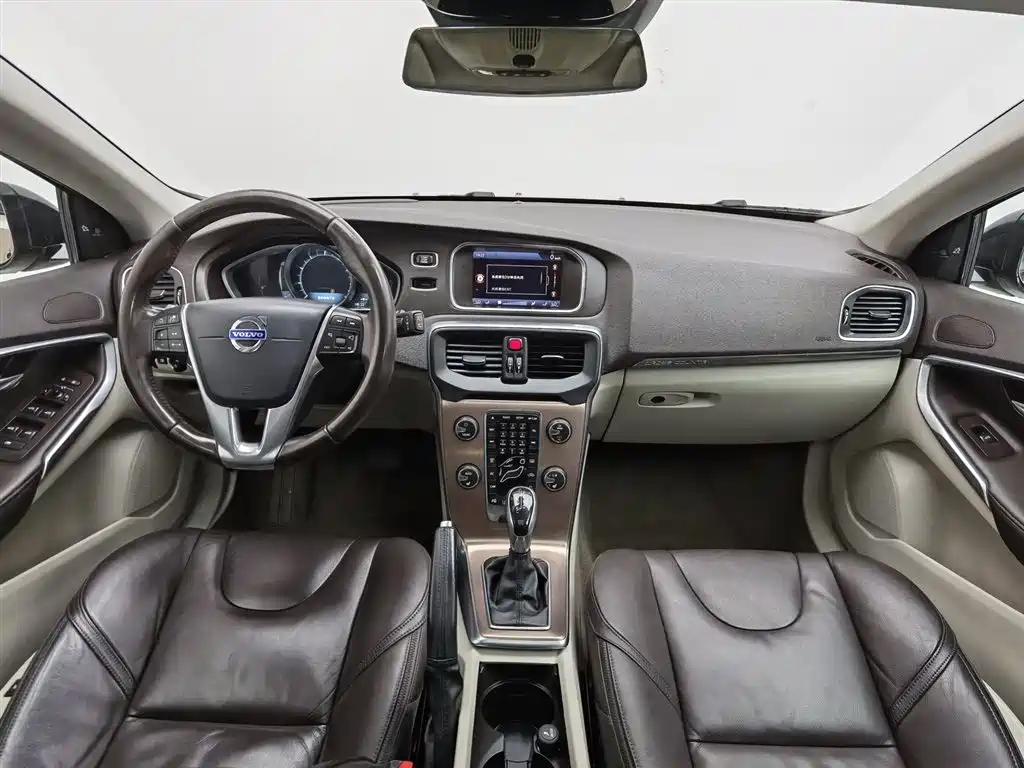 Volvo V40 2014 Cross Country T5 AWD Premium фото 5