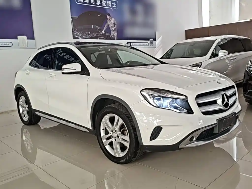 Mercedes-Benz GLA 2015 2015 GLA 200 Dynamic