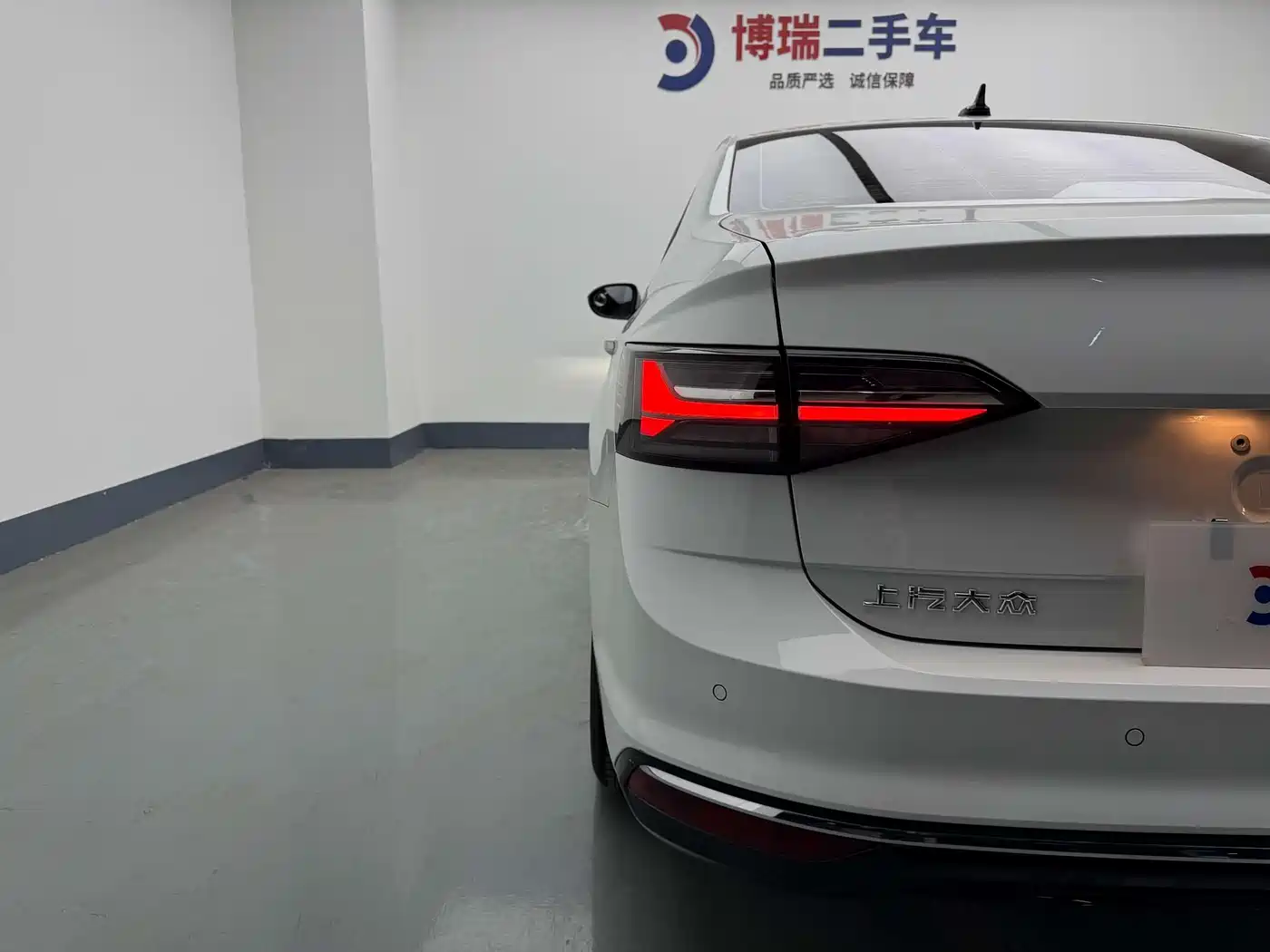 Volkswagen Lavida 2023 New Sharp 1.5L Auto Aspiration Edition фото 13