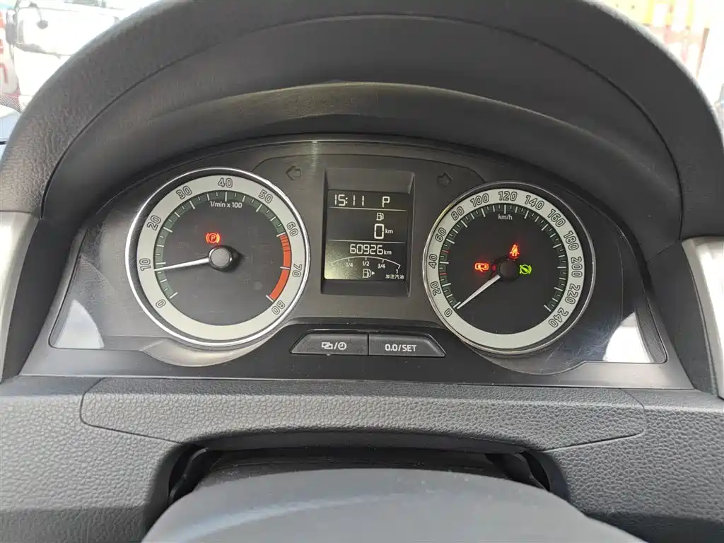Škoda Rapid 2019 1.5L Automatic Comfort China V фото 12
