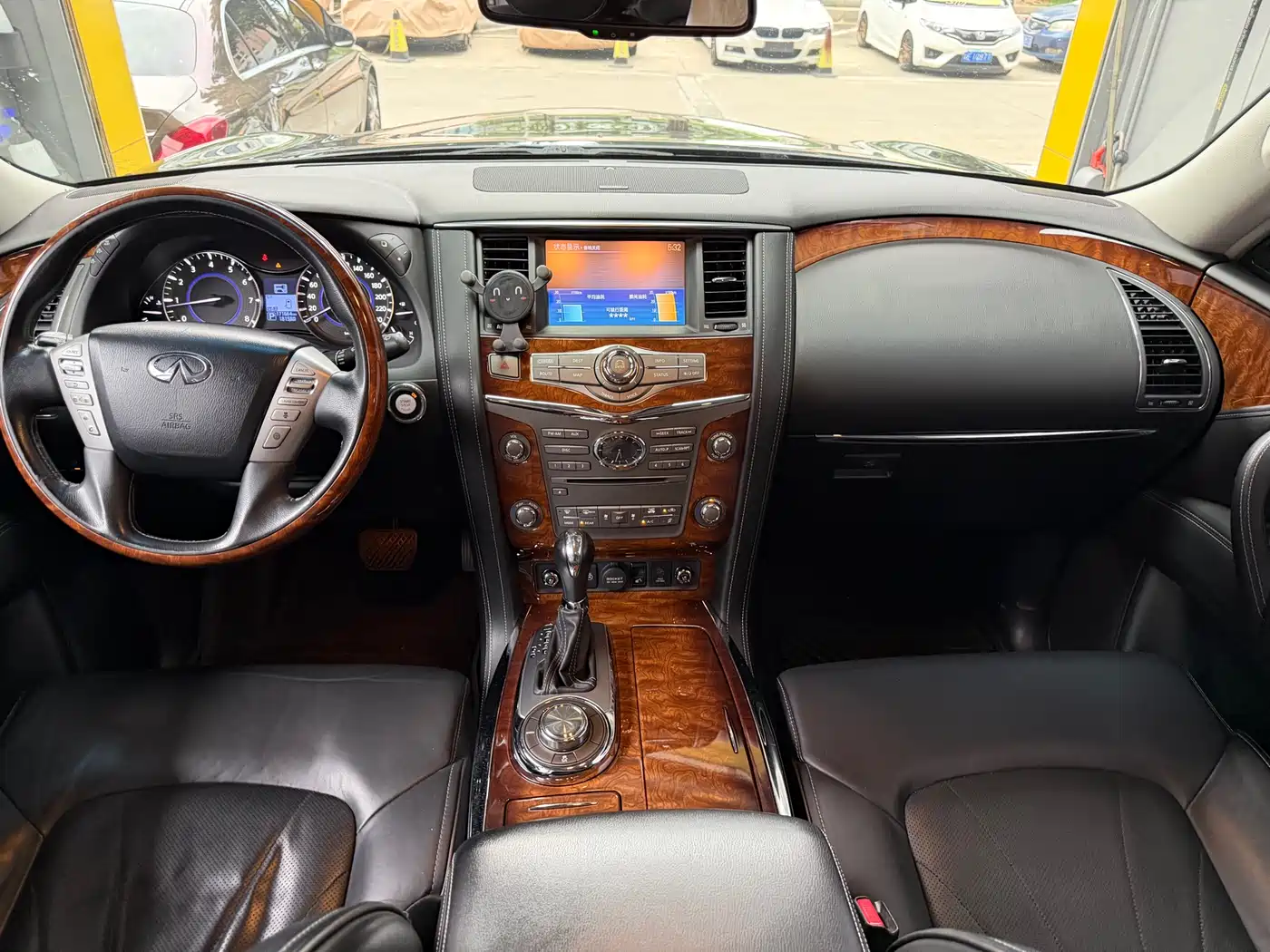 Infiniti QX80 2017 2016 5.6L 4WD