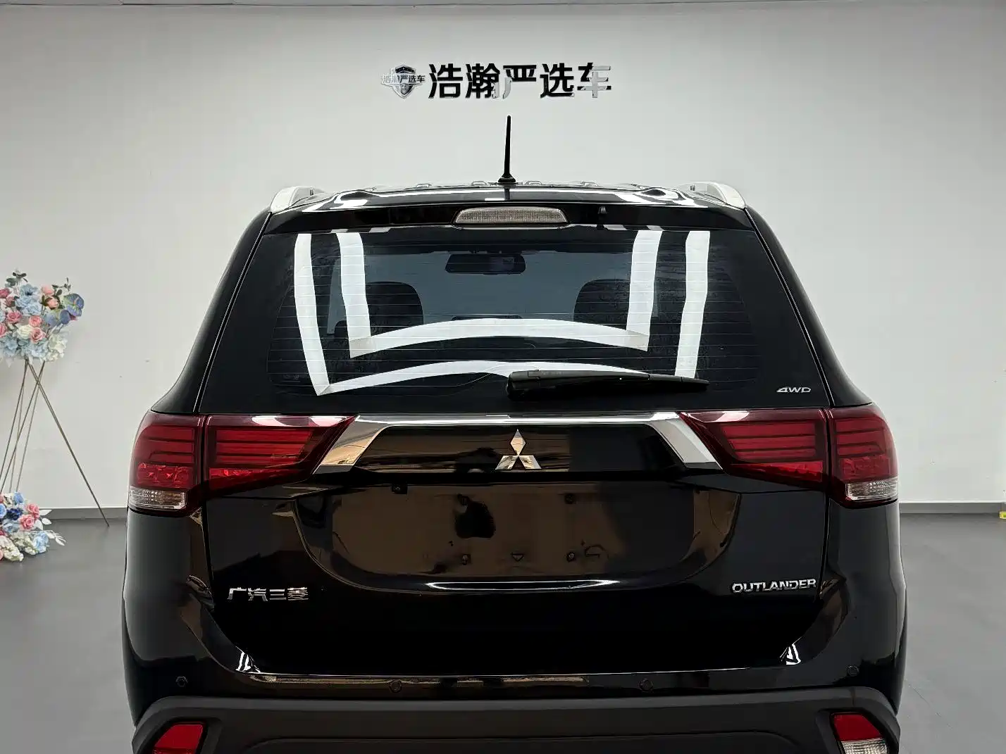 صورة 5 - Mitsubishi Outlander
