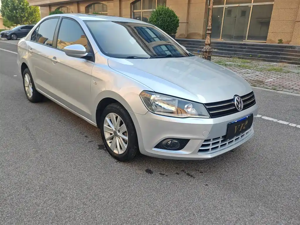 Фото 3 - Volkswagen Jetta