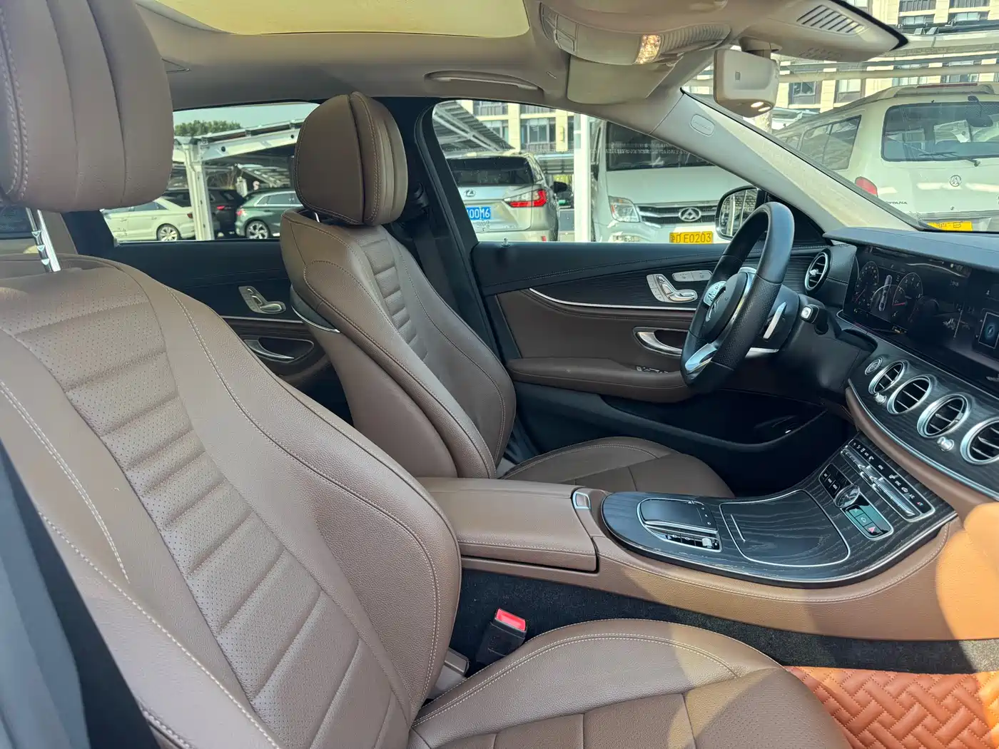 Mercedes-Benz E-Class 2019 Facelift E 300 L Sport Luxury фото 18