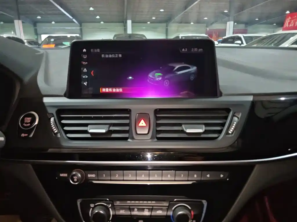 BMW 1 Series 2019 118i M Sport Package фото 13