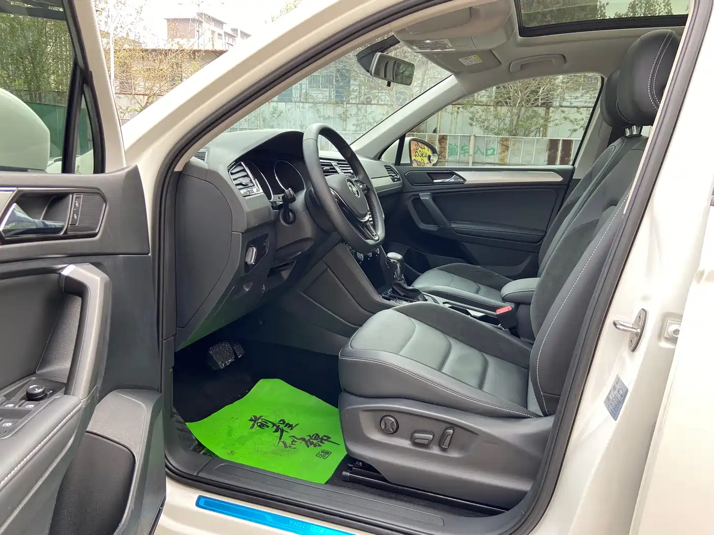 Volkswagen Tiguan L 2019 280TSI Auto 2WD Panorama Comfort Edition China VI фото 9