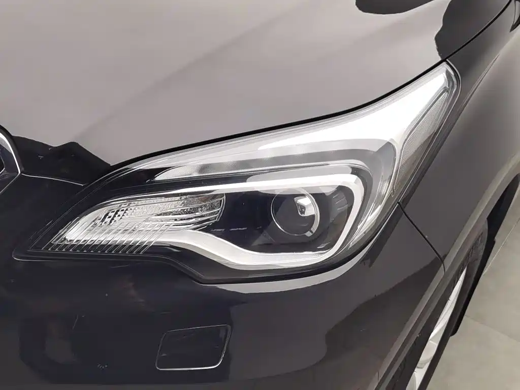 Фото 7 - Buick Envision Plus