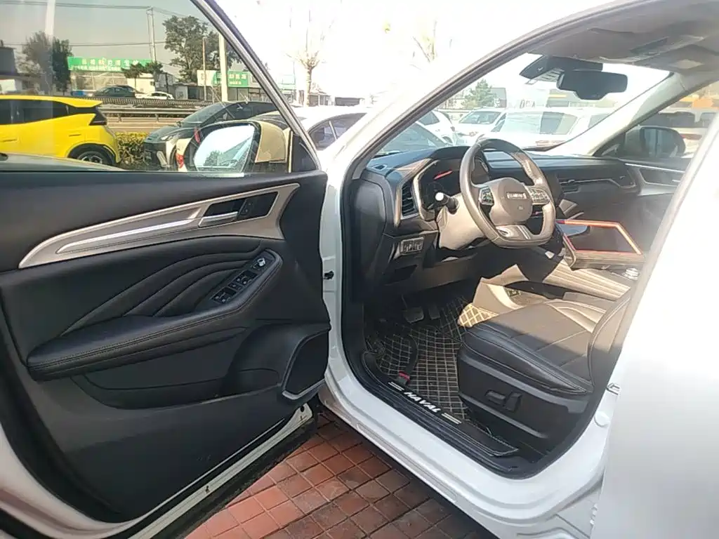 Фото 16 - Haval F7