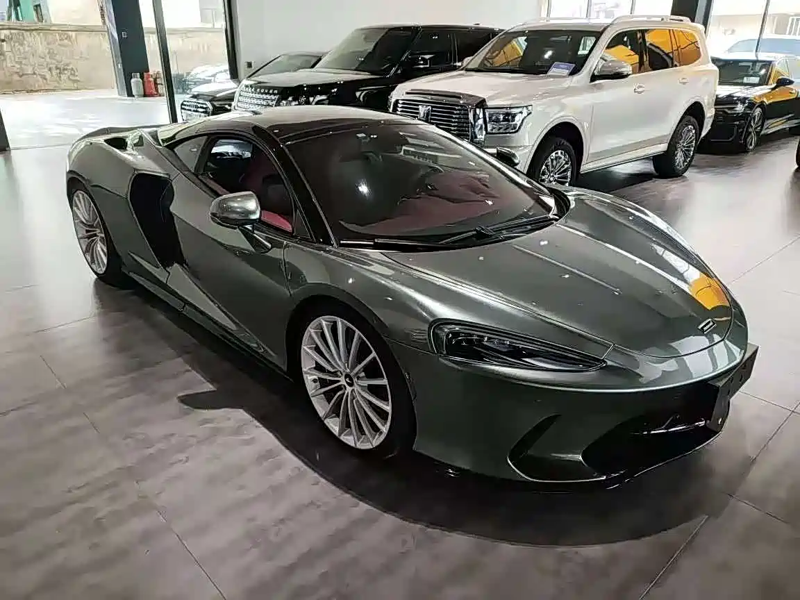 MCLAREN GT