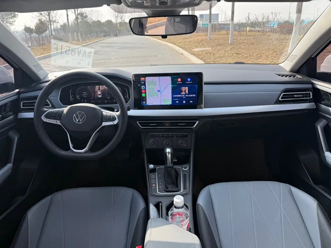 Volkswagen Lavida 2023 1.5L Auto Five Million Edition фото 6