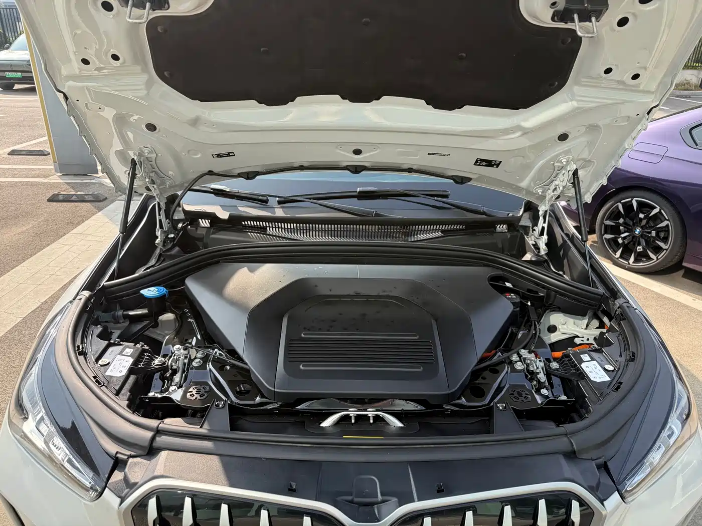 BMW iX1 2025 2025 eDrive25L M Sport Package