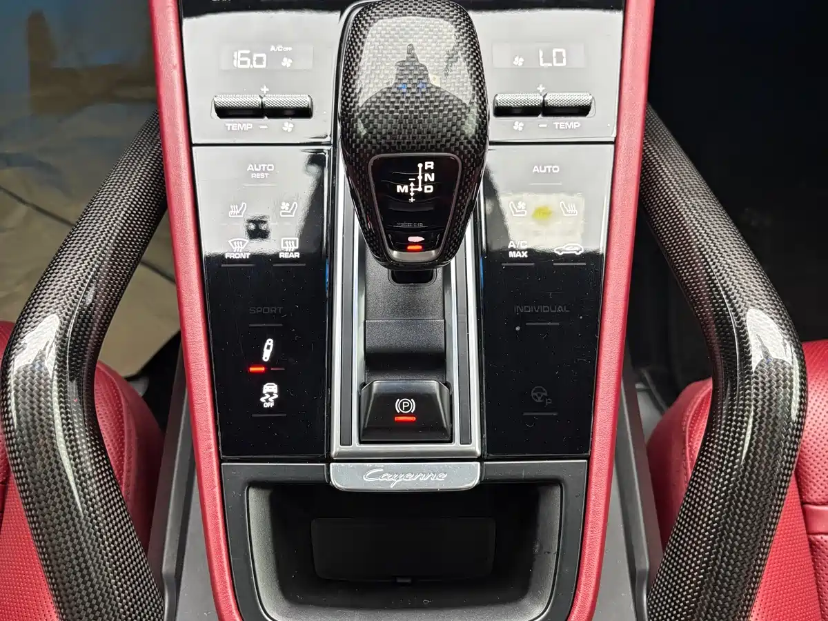 Porsche Cayenne 2019 Cayenne 3.0T фото 9