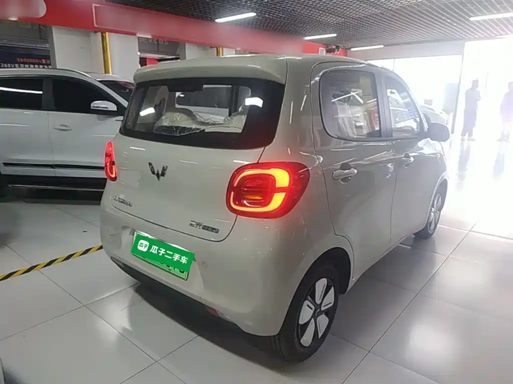Wuling Motors Hongguang MINIEV 2026 2025 4-Door Advanced