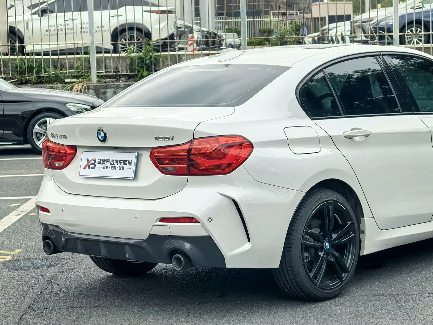 BMW 1 Series 2021 Facelift 125i M Sport Shadow Edition фото 5