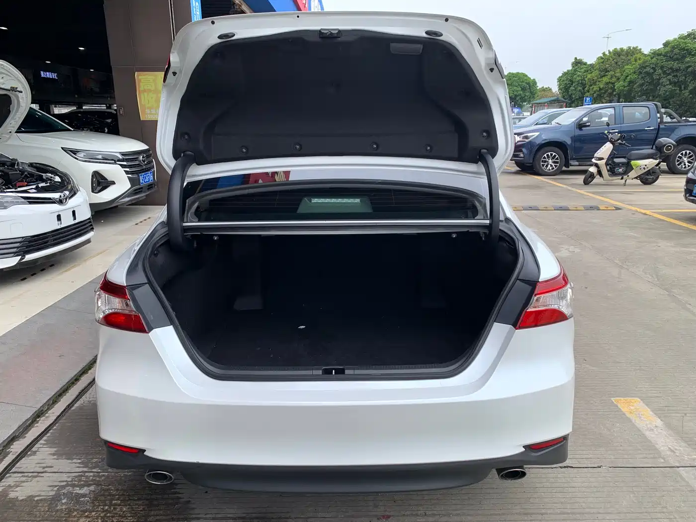 Toyota Camry 2022 2.0GVP Leading Edition фото 13