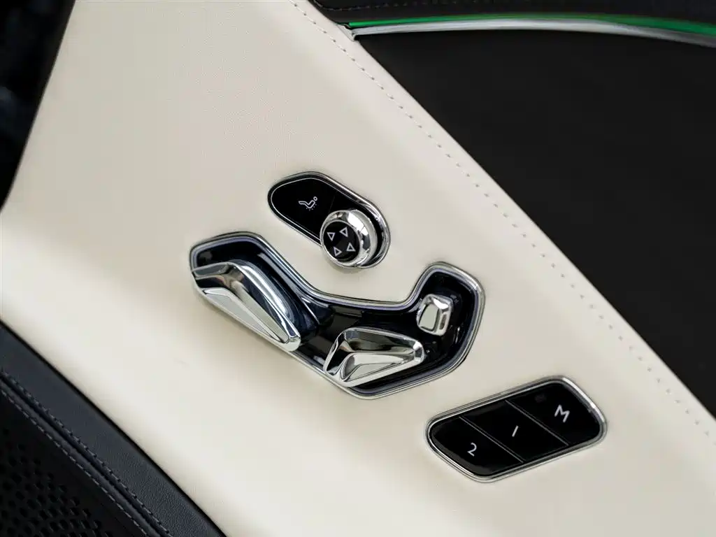 BENTLEY FLYING SPUR PLUG IN HYBRID