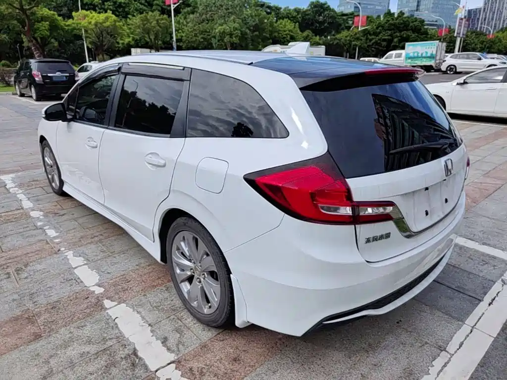 Honda Jade 2018 2017 1.8L Automatic Comfort Edition 5-seater