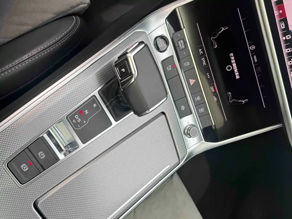Audi A6L 2021 40 TFSI Luxury Sport фото 13