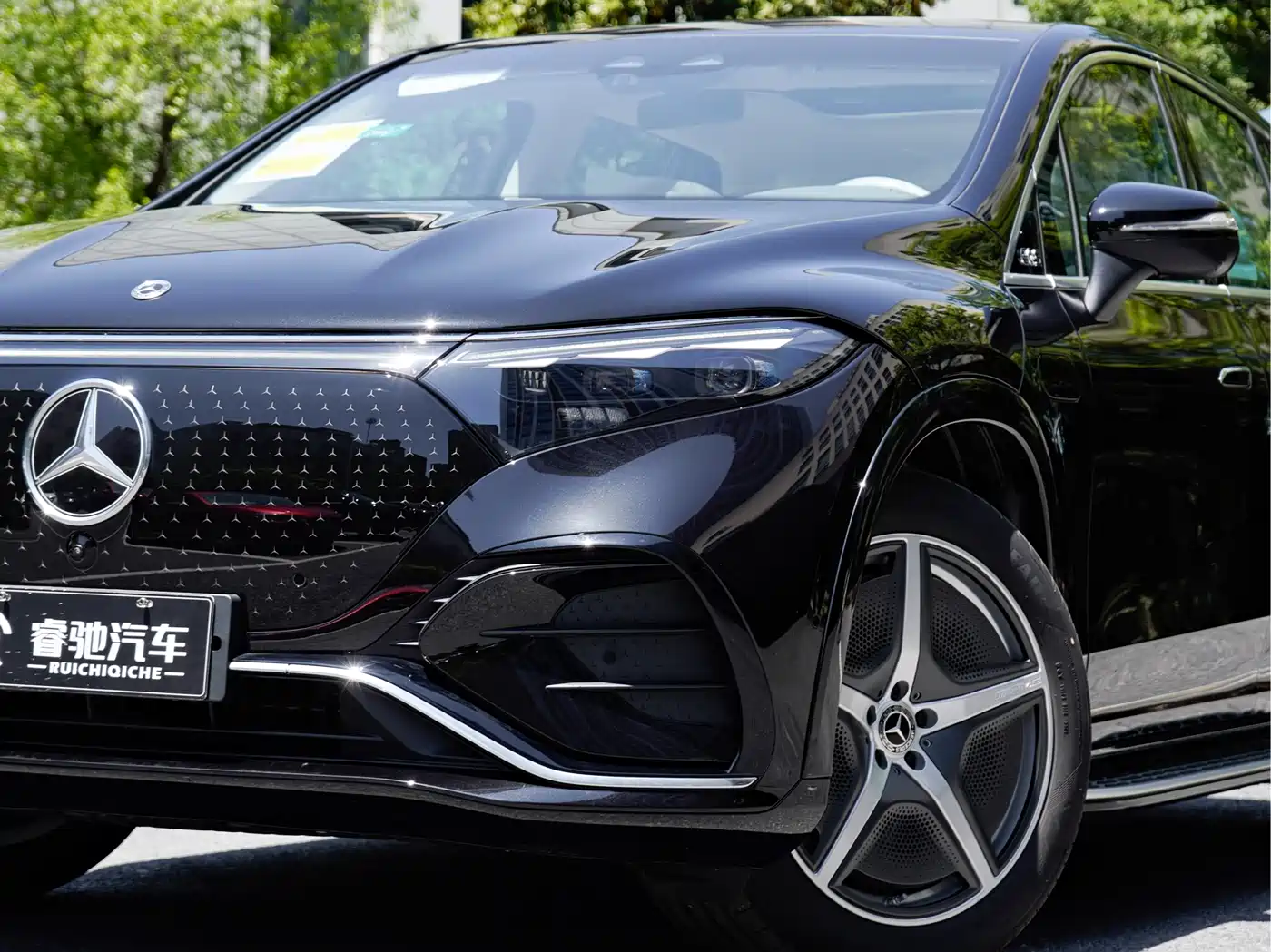 Mercedes-Benz EQS SUV 2025 Model 500 4MATIC фото 7