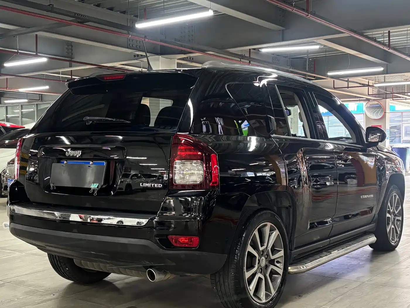 Jeep Compass (Import) 2015 2015 2.0L 2WD Luxury