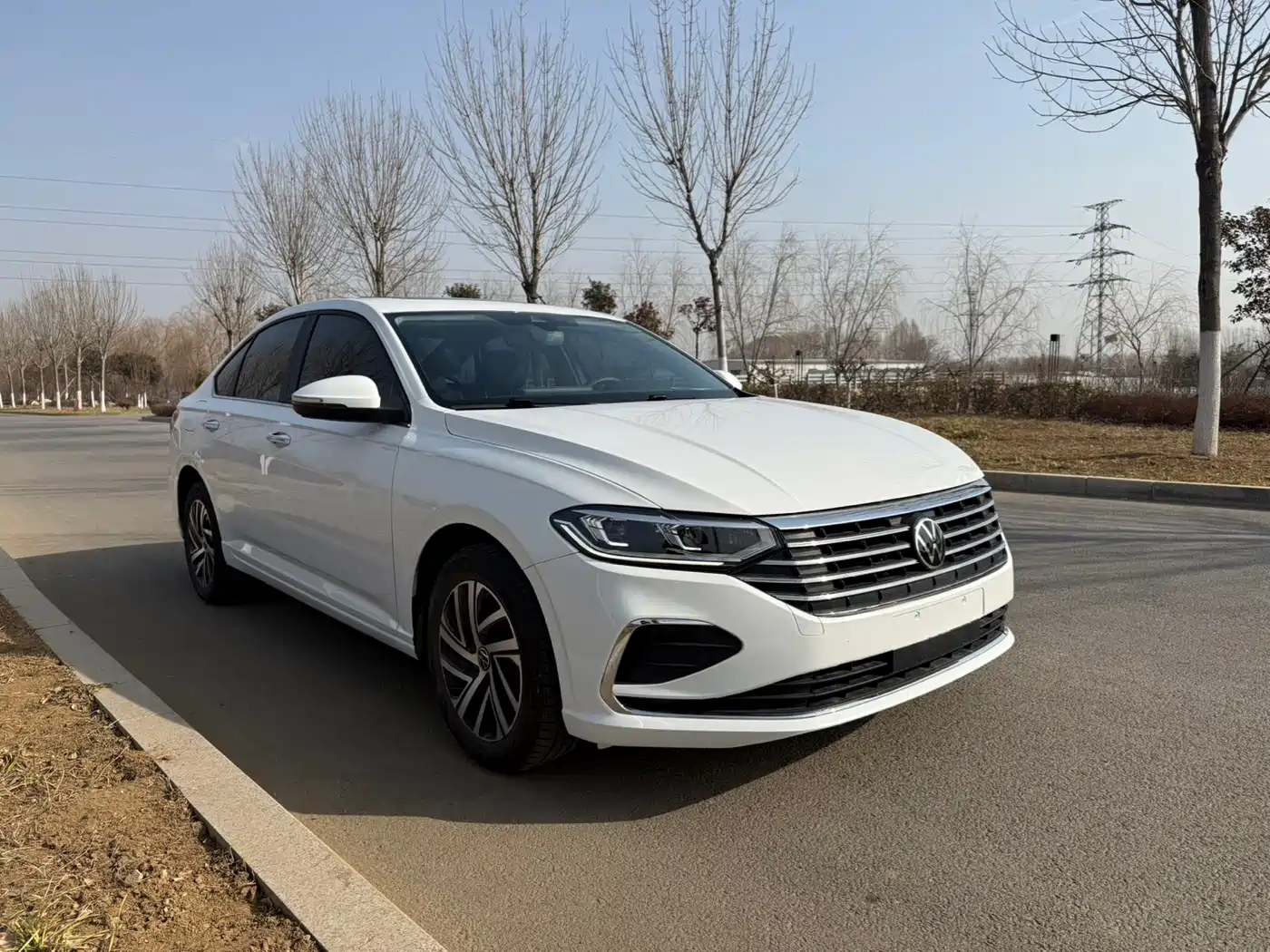 Volkswagen Lavida 2023 1.5L Auto Five Million Edition фото 3