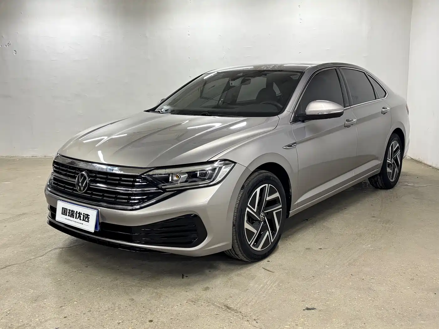 Volkswagen Sagitar 2023 280TSI DSG Surpass Plus Edition