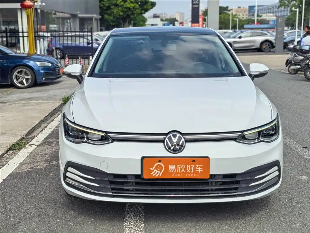 Volkswagen Golf 2021 280TSI DSG Pro фото 2