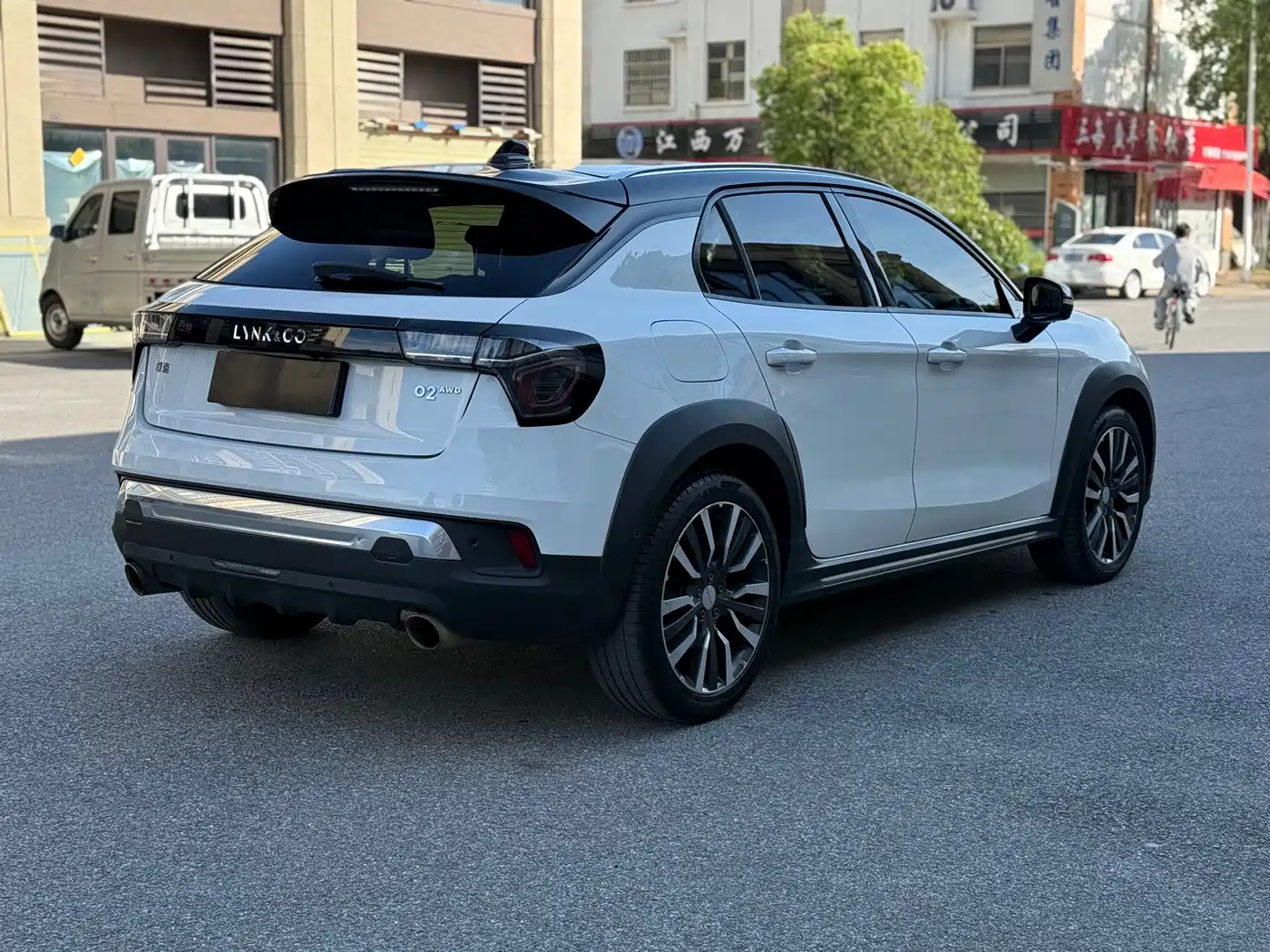 Lynk & Co 02 2018 2.0T DCT AWD Pro Edition China V фото 9