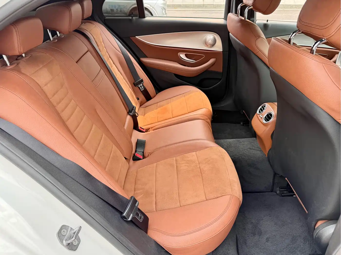 Mercedes-Benz E-Class 2017 E 200 Sport фото 9