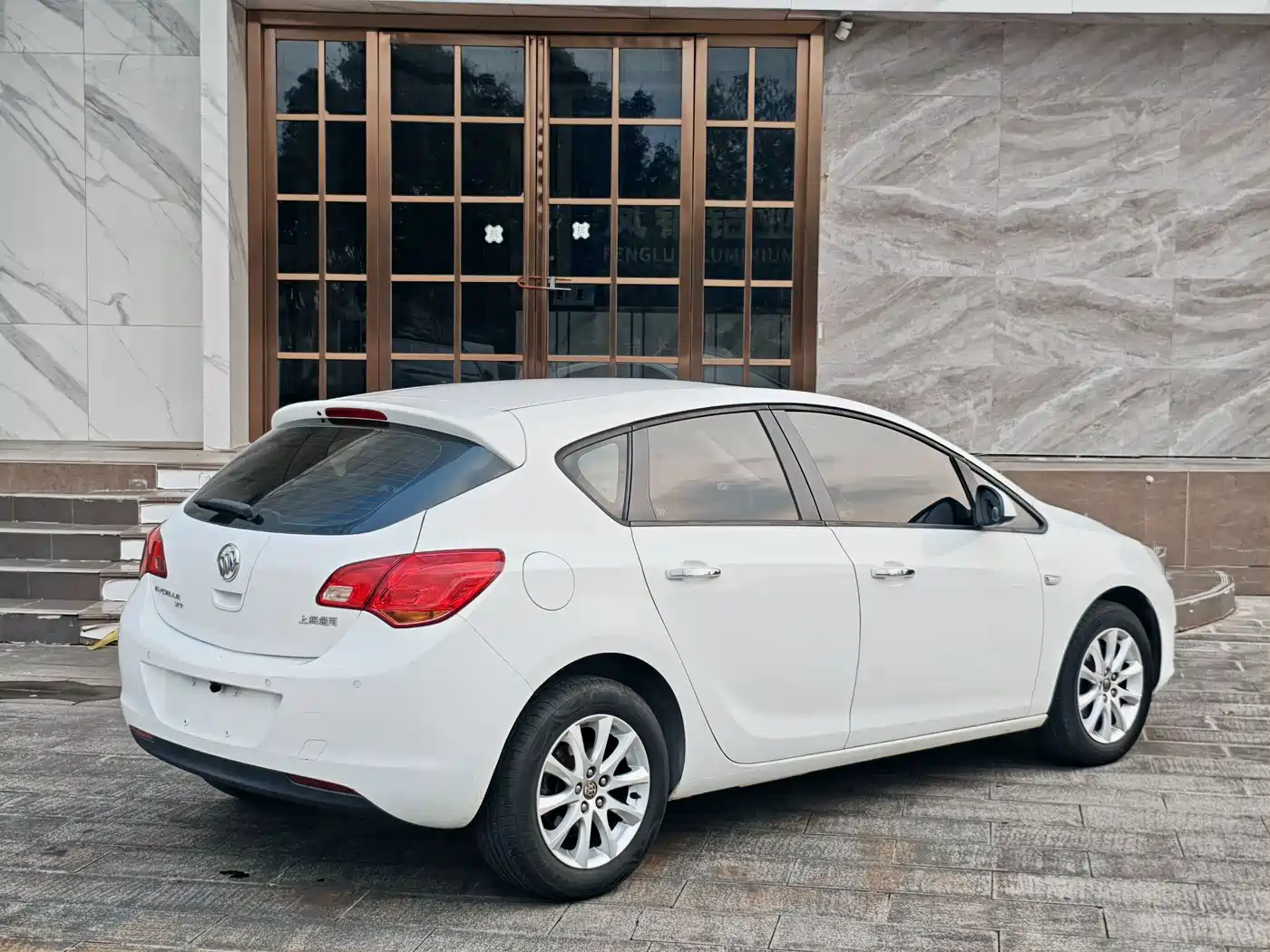 Buick Excelle 2014 XT 1.6L Automatic Fashion фото 6