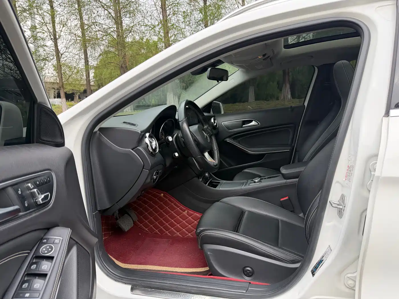 Mercedes-Benz GLA 2017 GLA 200 Dynamic фото 7