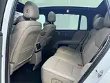 Фото 12 - Li Auto i6
