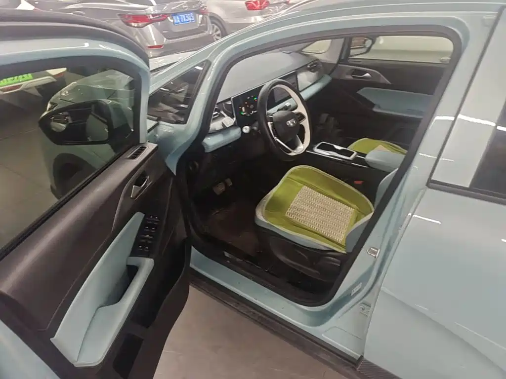 Geely Geometry E Firefly 2023 2024 Model 301km Starlight