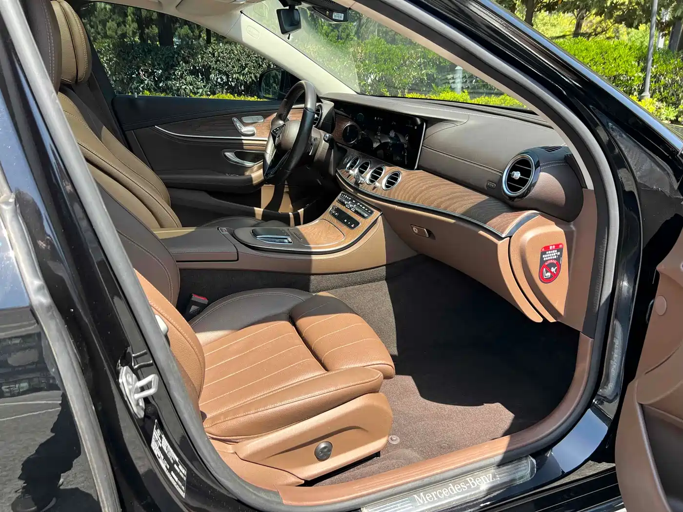Mercedes-Benz E-Class 2023 E 260 L фото 9