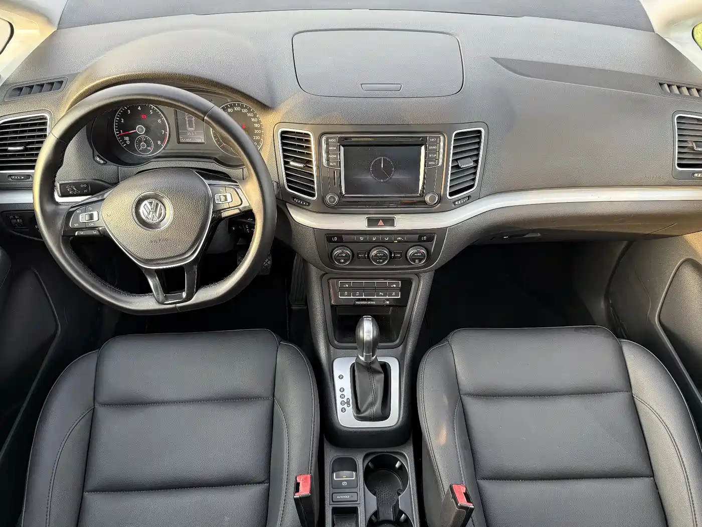 Volkswagen Sharan 2017 2016 380TSI Comfort 7-seater