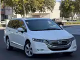 Фото 3 - Honda Odyssey
